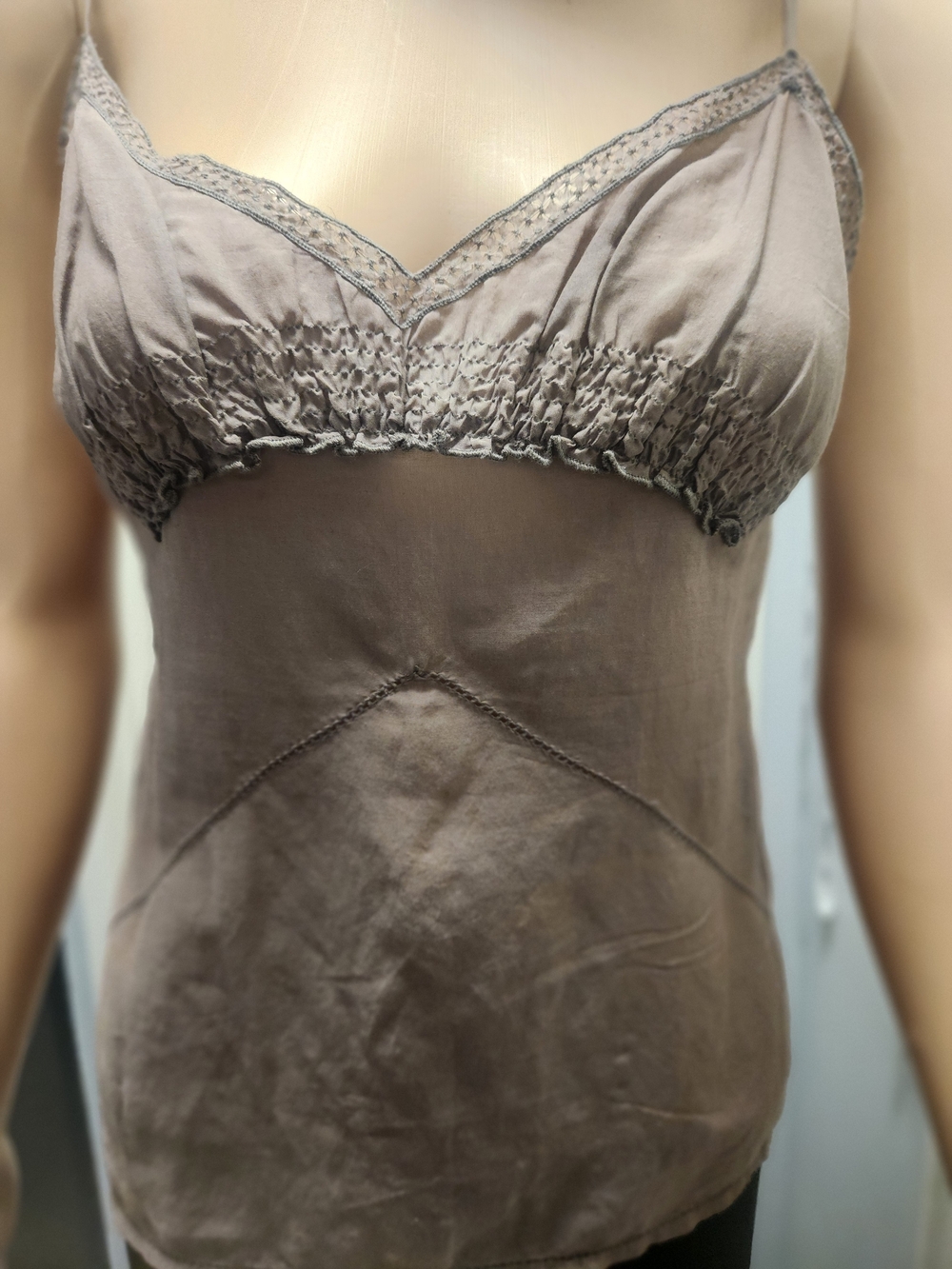 Beautiful Gray Linen Lace-Trim Cami Tank Top from H. Lorenzo